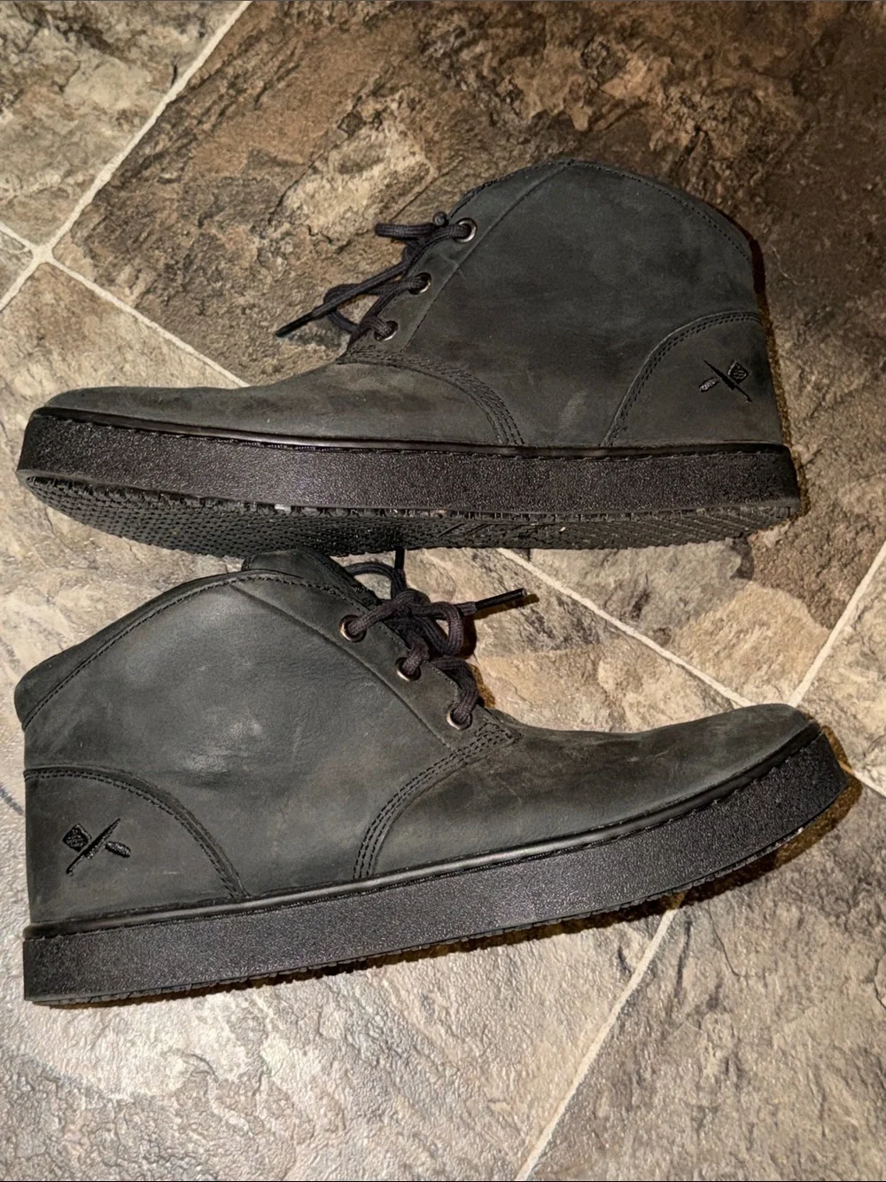 Men's Gray Leather FINN Chukka Boots - Mizo size 9